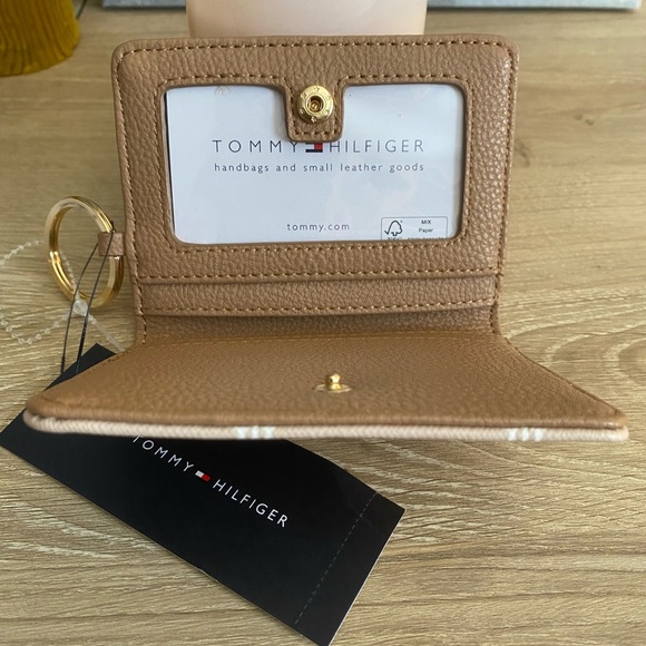 NWT Tommy Hilfiger Logo Card/Key Wallet in tan with Navy, White and Red logo. - Picture 3 of 4